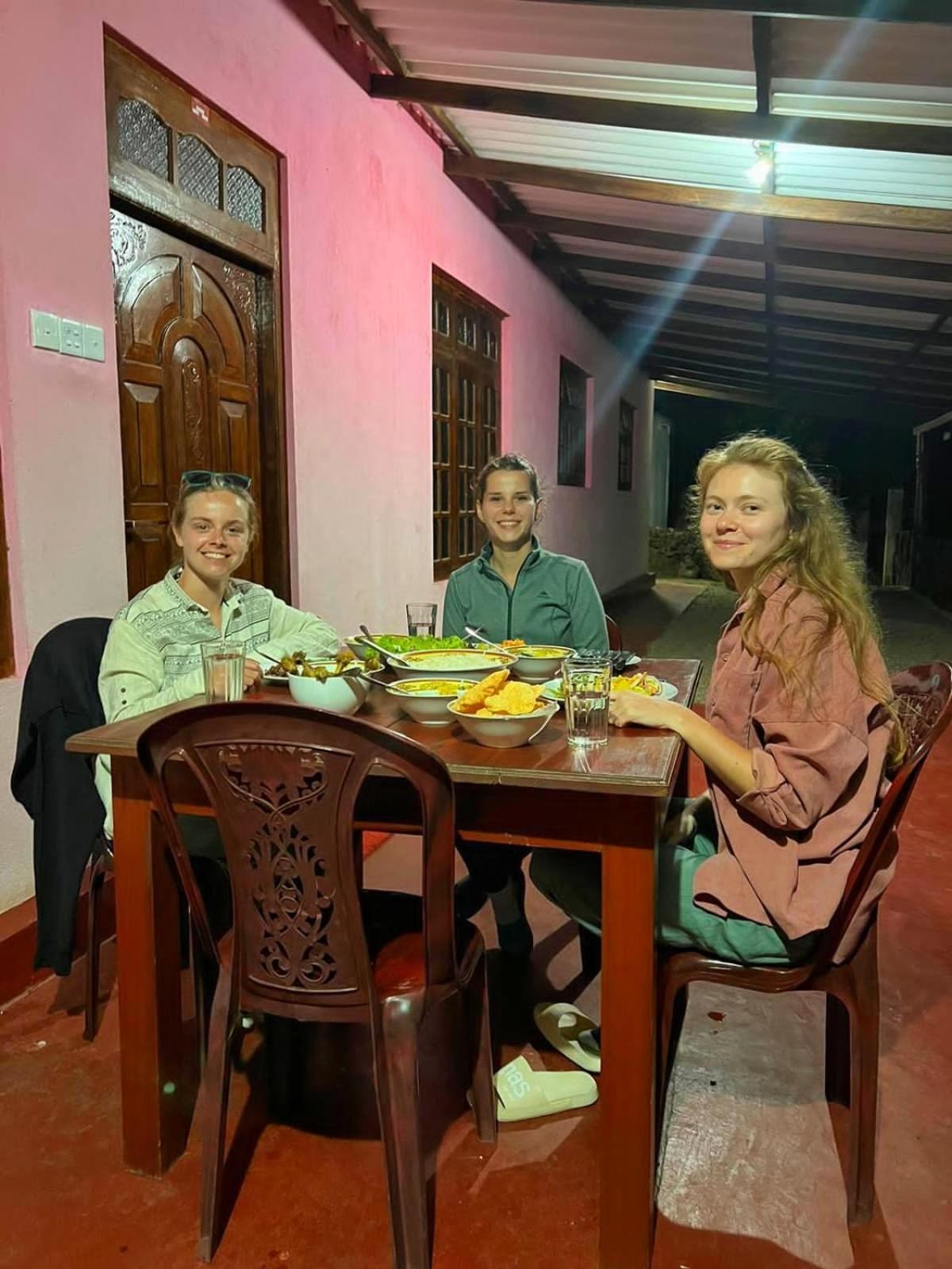 Nine Arch Homestay Ella Exterior foto